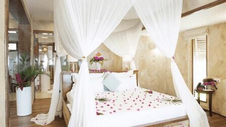 Seafront Luxury Villa with Private Pool 